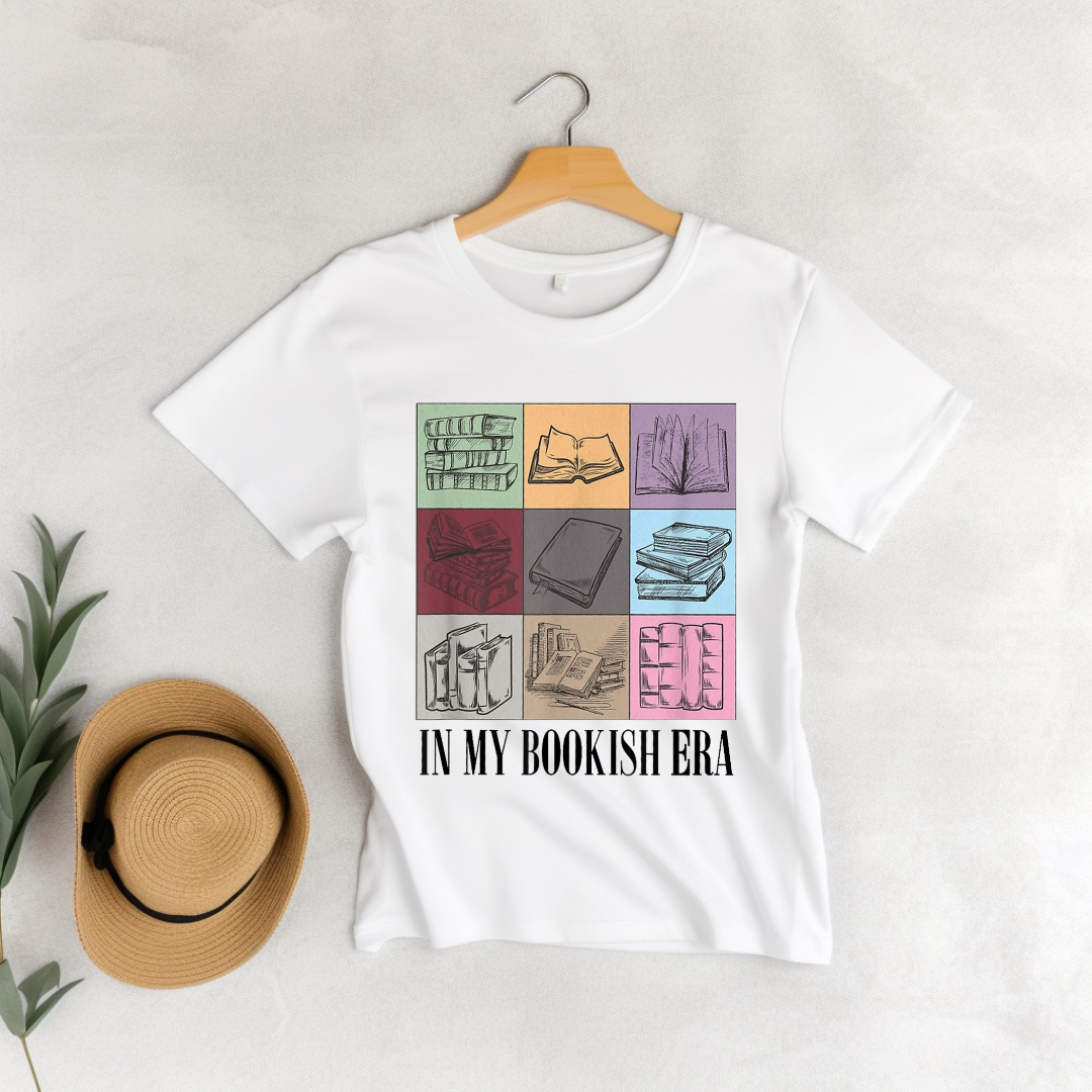 T-shirt "In My Bookish Era Tour" (Colore Bianco) Taglia M